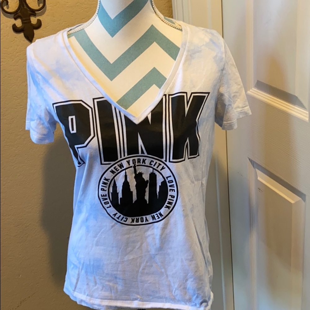 ❤️❤️PINK Victoria’s Secret New York City Tie-Dye Shirt**